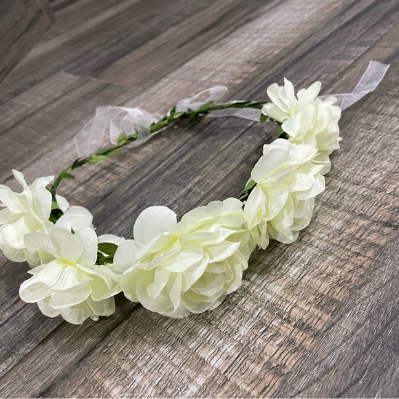 Flower headband - Picture 2 of 4